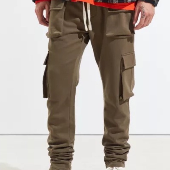 Standard Cloth Green Cargo Sweatpants - Picture 6 of 6